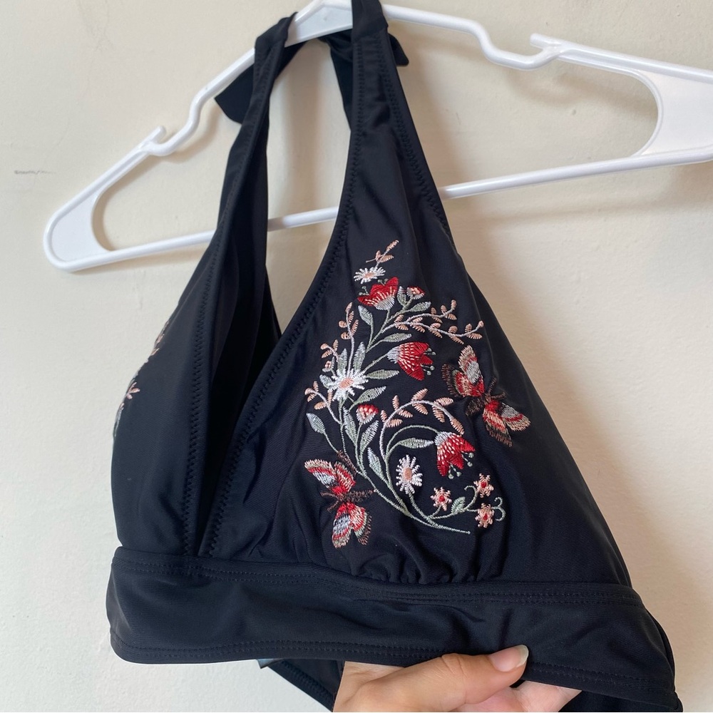 Disturbia Black Floral Bikini - Picture 6 of 10